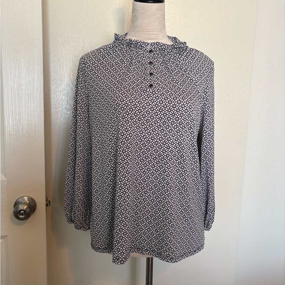 Adrianna Papell Black and White Blouse with Button Detail